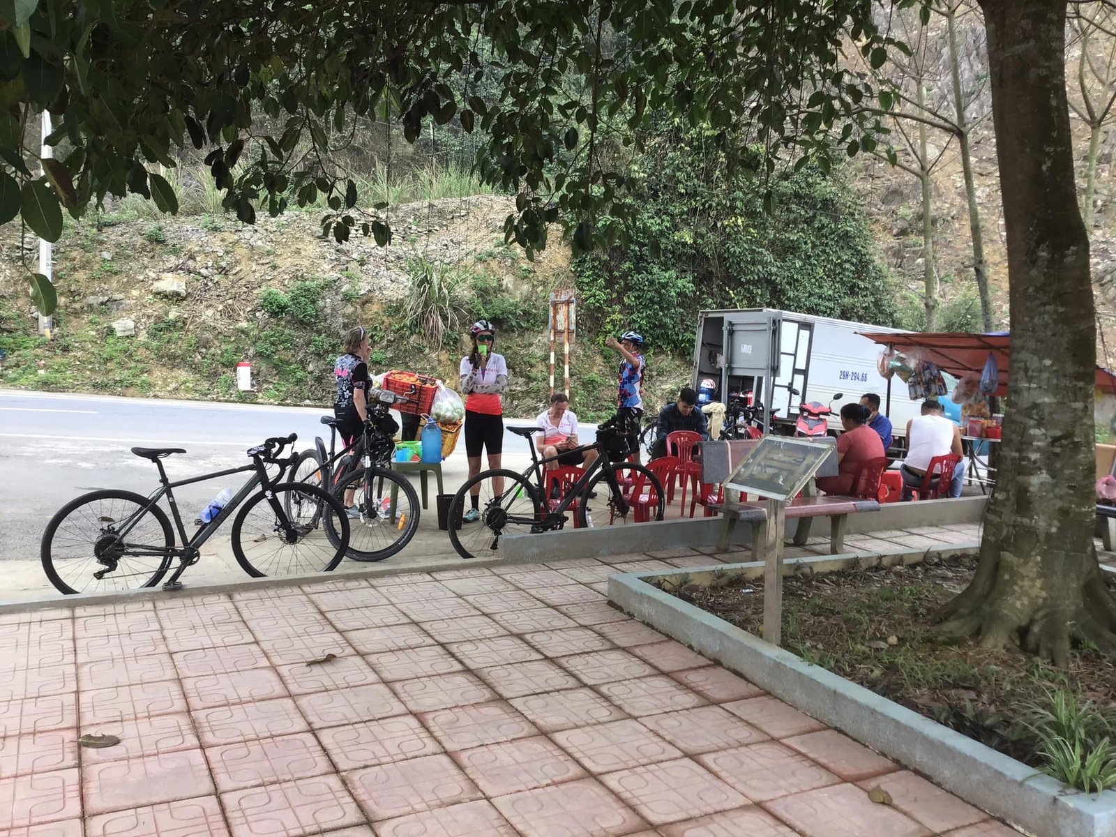 Vietnam Self Cycling Tour Hanoi to Saigon 15 Days